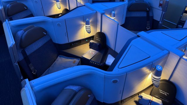 American Airlines Unveils Upgraded Boeing 777-300ER for Premium Travelers
