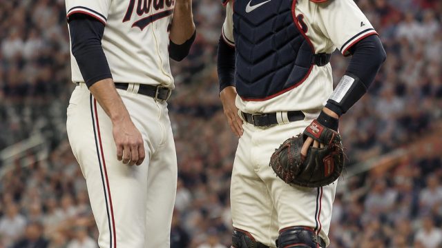 Twins Aim for Stabil