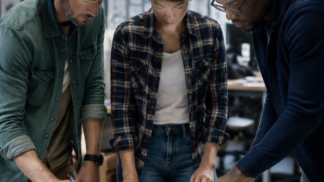 Lowe's Seeks Creativ